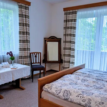Gaestehaus Nussdorf - Zurueck Zur Sommerfrische Konukevi Lienz